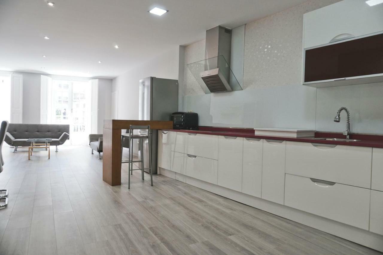 אורנסה Plaza Mayor Apartment מראה חיצוני תמונה
